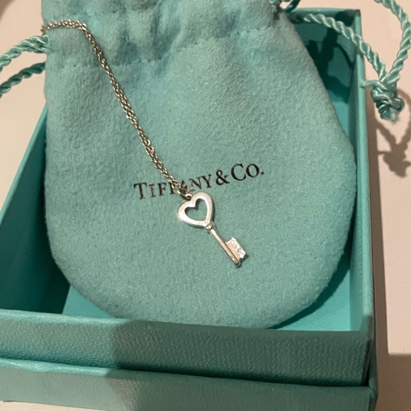 Tiffany & Co. Heart Key Pendant - Picture 4 of 4